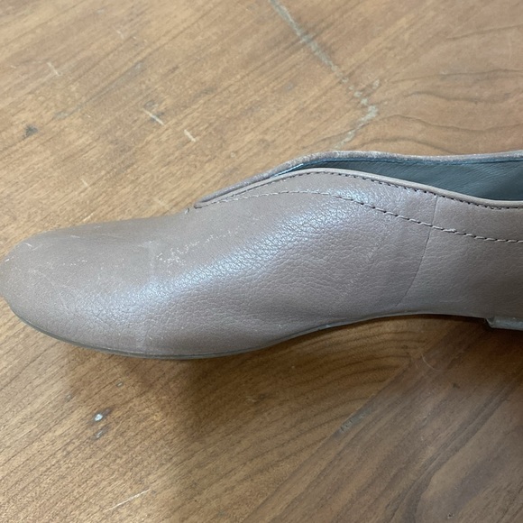 Lucca Lane Women's Bayla Leather Slip On Tan Flat Ballet Casual Shoes Sz 9 - Picture 7 of 7